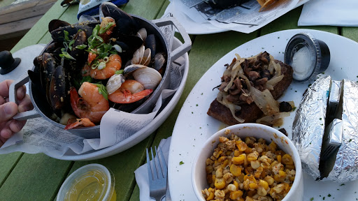 Seafood Restaurant «Rusty Rudder», reviews and photos, 113 Dickinson St, Dewey Beach, DE 19971, USA
