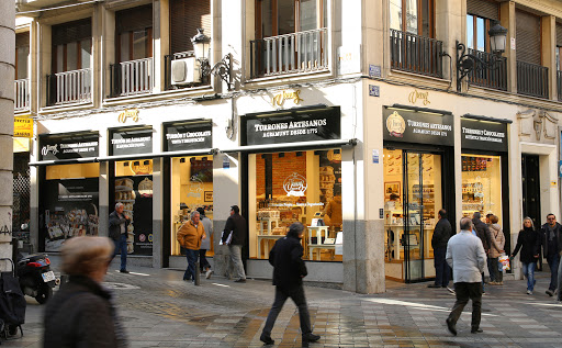 TORRONS VICENS ARENAL