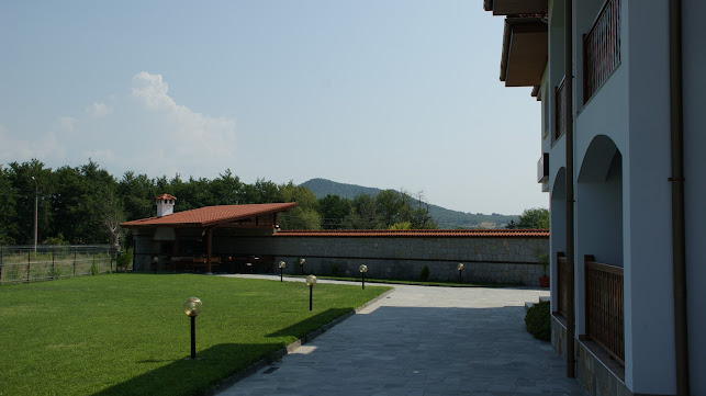 Къща за гости "ИРИС" Работно време