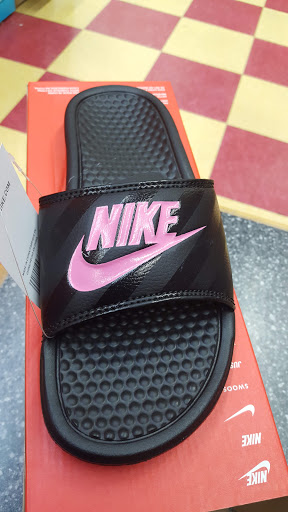 Shoe Store «WSS», reviews and photos, 11820 Firestone Blvd, Norwalk, CA 90650, USA