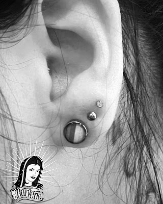 Charlene Piercing à Entrelacs