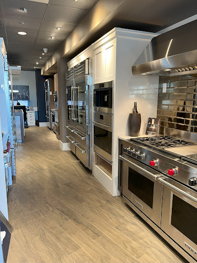 Universal Appliance and Kitchen Center image