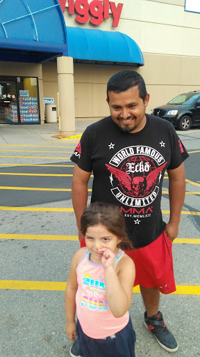 Supermarket «Piggly Wiggly», reviews and photos, 725 8th St, Monroe, WI 53566, USA