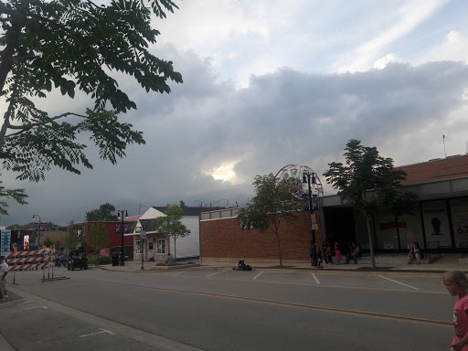 American Restaurant «The House Café», reviews and photos, 263 E Lincoln Hwy, DeKalb, IL 60115, USA