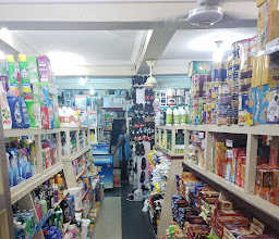 Stop 'n' Shop Supermarket photo