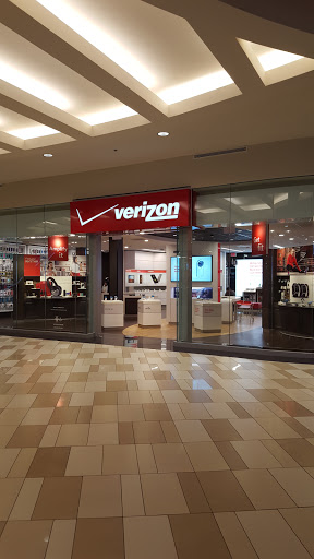 Shopping Mall «Crossgates Mall», reviews and photos, 1 Crossgates Mall Rd, Albany, NY 12203, USA