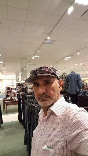 Department Store «Von Maur», reviews and photos, 2 Fountain Grass Dr, Lake St Louis, MO 63367, USA