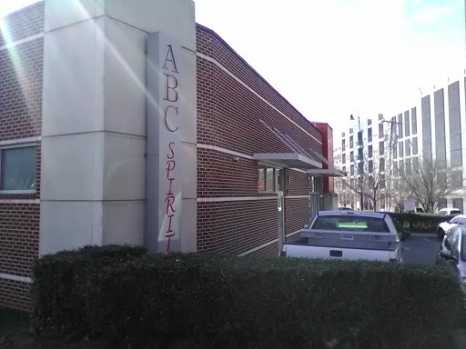 Liquor Store «Mecklenburg County ABC Store #04», reviews and photos, 125 Cherry St, Charlotte, NC 28202, USA