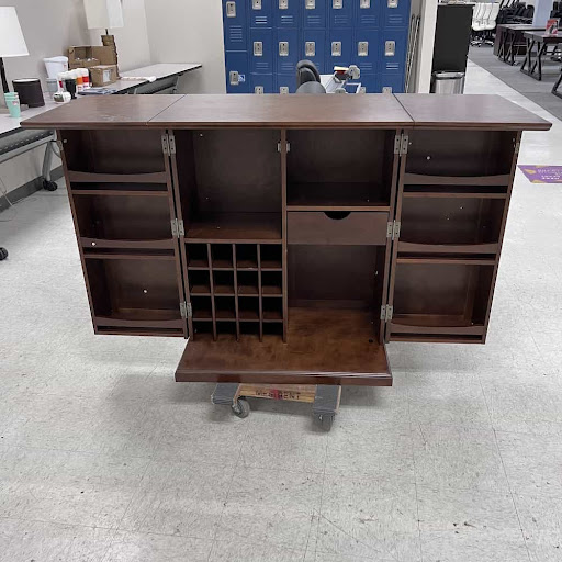 Office Furniture Store «Office Furniture Liquidations», reviews and photos, 4400 S Piedras Dr #101, San Antonio, TX 78228, USA