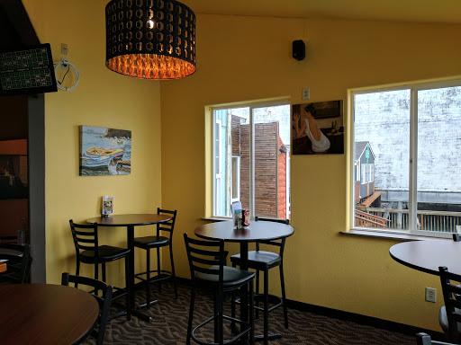 Bar & Grill «Bay 839 Pacific Island Grill», reviews and photos, 839 SW Bay Blvd, Newport, OR 97365, USA
