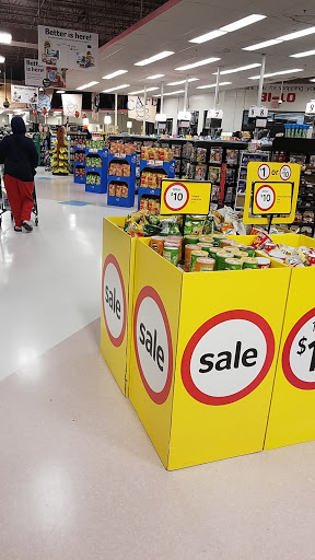 Grocery Store «BI-LO», reviews and photos, 6 K-Mart Plaza, Greenville, SC 29602, USA