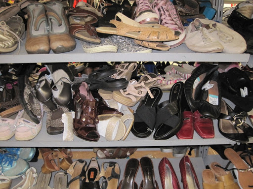 Thrift Store «Village Discount Outlet Store 03», reviews and photos, 2032 N Milwaukee Ave, Chicago, IL 60647, USA