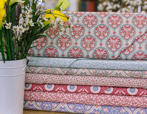 Quilt Shop «Gossypium Quilt Shop», reviews and photos, 355 NW Gilman Blvd #102, Issaquah, WA 98027, USA