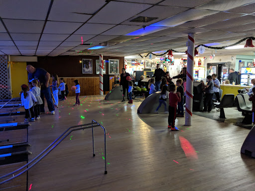 Bowling Alley «San-Dee Lanes of Malverne», reviews and photos, 342 Hempstead Ave, Malverne, NY 11565, USA