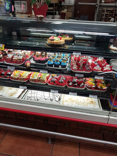 Supermarket «Vallarta Supermarkets», reviews and photos, 2394 W Lincoln Ave, Anaheim, CA 92801, USA