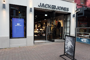 JACK & JONES