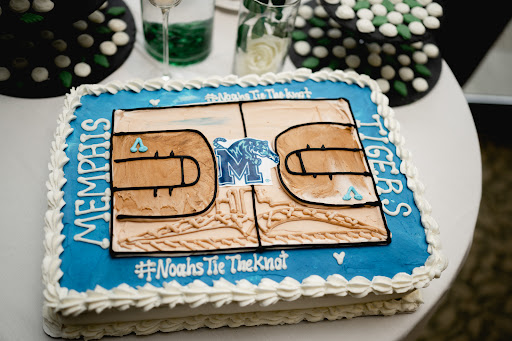 Bakery «Crème Cupcake + Dessert», reviews and photos, 543 28th St, Des Moines, IA 50312, USA