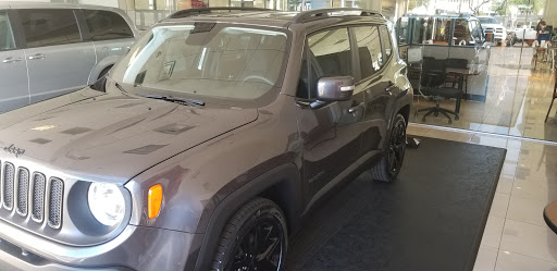 Dodge Dealer «Tempe Chrysler Jeep Dodge Ram», reviews and photos, 7975 S Autoplex Loop, Tempe, AZ 85284, USA