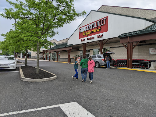 Grocery Outlet Bargain Market, 70 N West End Blvd, Quakertown, PA 18951, USA, 
