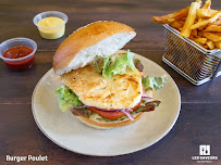 Hamburger du Restaurant Les Saveurs à Verneuil-sur-Seine - n°4