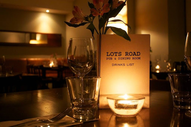 Reviews of Lots Road in London - Pub