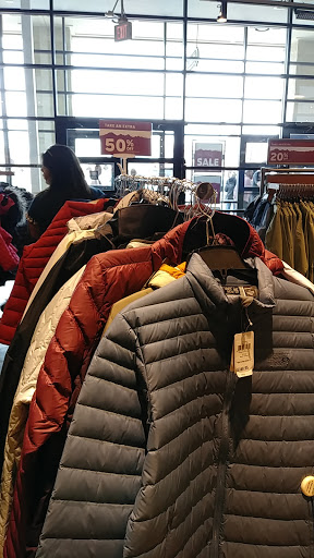 Sportswear Store «Columbia Sportswear Outlet Store at Tanger Outlet Center», reviews and photos, 6699 N Landmark Dr e, Park City, UT 84098, USA