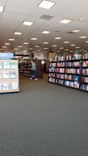 Book Store «Barnes & Noble», reviews and photos, 2619 Miamisburg Centerville Rd, Dayton, OH 45459, USA
