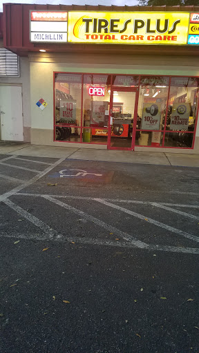 Tire Shop «Tires Plus», reviews and photos, 820 E Bloomingdale Ave, Brandon, FL 33511, USA
