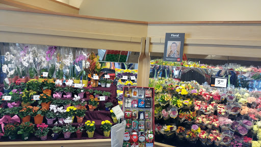 Grocery Store «Giant Food Stores», reviews and photos, East Main St E Main St, Ephrata, PA 17522, USA