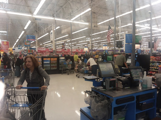 Department Store «Walmart Supercenter», reviews and photos, 4807 Valley View Blvd NW, Roanoke, VA 24012, USA