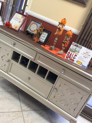 Furniture Store «Michaels Furniture», reviews and photos, 5949 Pacific Blvd, Huntington Park, CA 90255, USA