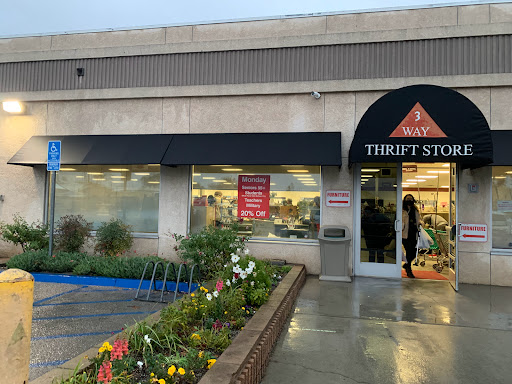 Thrift Store «3 Way Thrift Store, Inc.», reviews and photos, 13390 Central Ave, Chino, CA 91710, USA