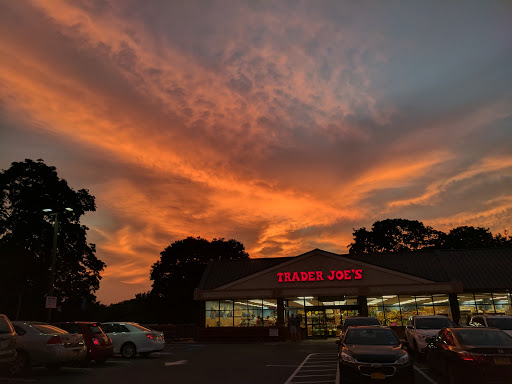 Shopping Mall «Village Square Shopping Center», reviews and photos, 1262 W Boston Post Rd, Larchmont, NY 10538, USA