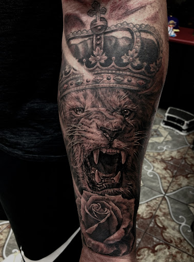 Tattoo Shop «Da Wei Tattoo», reviews and photos, 1053 E El Camino Real, Sunnyvale, CA 94087, USA