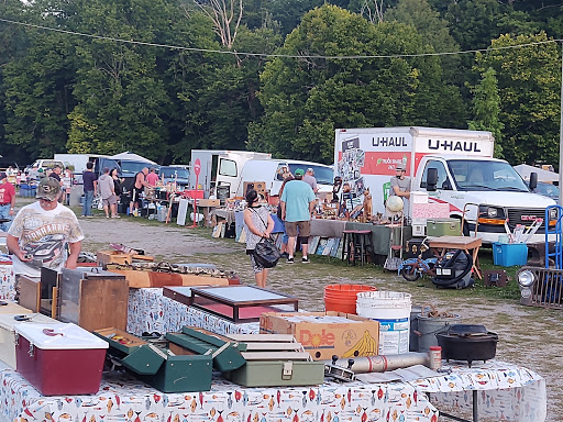 Flea Market «Armada Flea Market», reviews and photos, 25381 Armada Ridge Rd, Richmond, MI 48062, USA