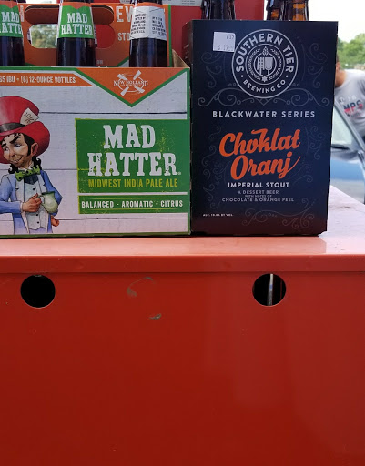 Liquor Store «World Wines & Liquor», reviews and photos, 8760 Mentor Ave, Mentor, OH 44060, USA