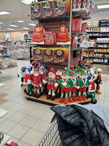 Home Goods Store «Christmas Tree Shops», reviews and photos, 28-34 Broadway, Lynnfield, MA 01940, USA