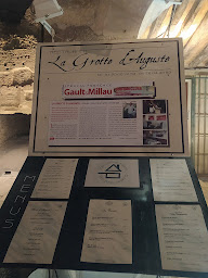 Photo n°8 de La Grotte d'Auguste à Orange ()