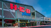 H-E-B plus! - Photo 2 - Car repair in Schertz, TX, Corpus Christi