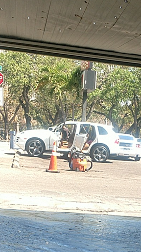 Car Wash «Reynaldo Car Wash», reviews and photos, 5390 W Flagler St, Coral Gables, FL 33134, USA