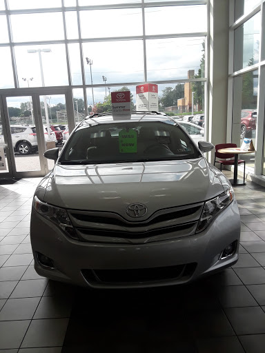Toyota Dealer «Sloane Toyota of Philadelphia», reviews and photos, 1546 Cottman Ave, Philadelphia, PA 19111, USA