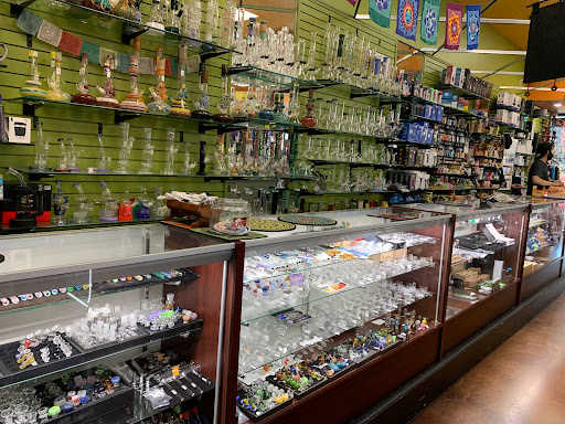 Boutique «Retro Revolution Smoke Shop», reviews and photos, 5429 Greenville Ave, Dallas, TX 75206, USA