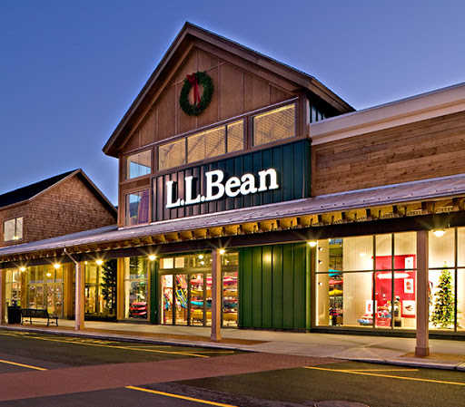 L.L. Bean, 280 School St, Mansfield, MA 02048, USA, 