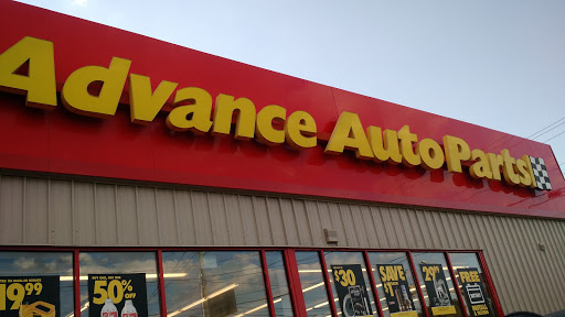 Auto Parts Store «Advance Auto Parts», reviews and photos, 1405 Electric Rd, Salem, VA 24153, USA