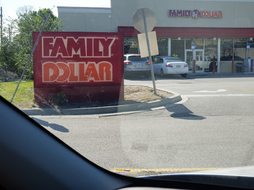 Dollar Store «FAMILY DOLLAR», reviews and photos, 1040 Seminola Blvd, Casselberry, FL 32707, USA
