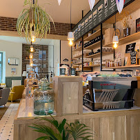 Atmosphère du Café Cavoua Coffee Spot à Saint-Malo - n°12