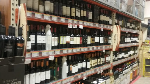 Beer Store «Wegmans Wine, Liquor & Beer», reviews and photos, 15 Woodbridge Center Dr, Woodbridge, NJ 07095, USA