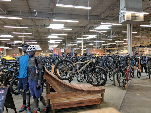 Camping Store «REI», reviews and photos, 1119 Industrial Rd #1b, San Carlos, CA 94070, USA