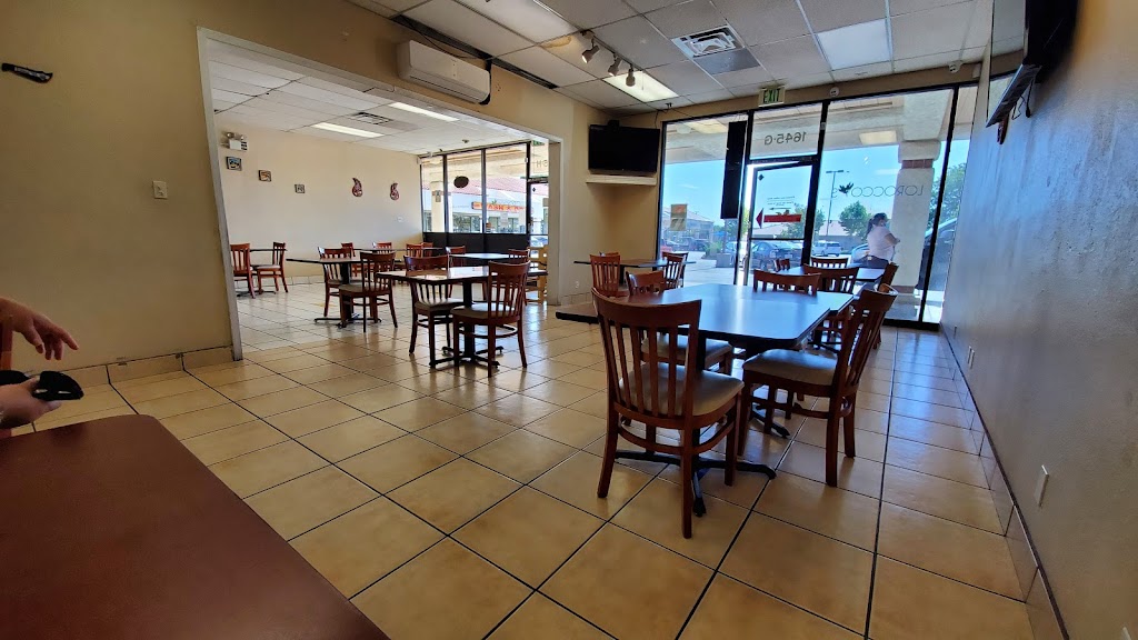 Lorocco's Restaurant 93550