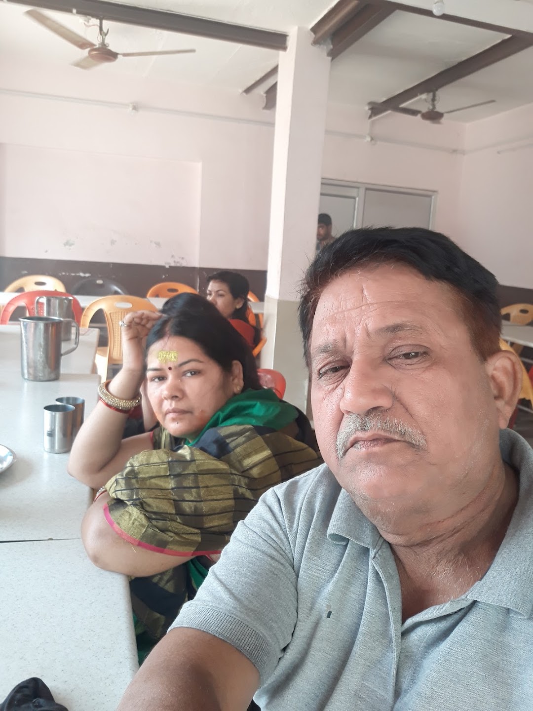 लाडली भोजनालय